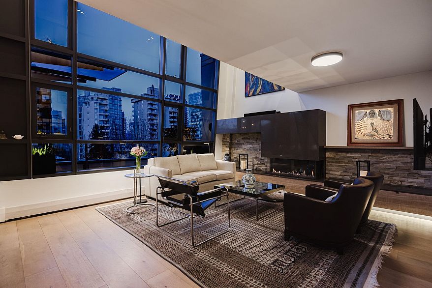 PH7 1688 Robson Street