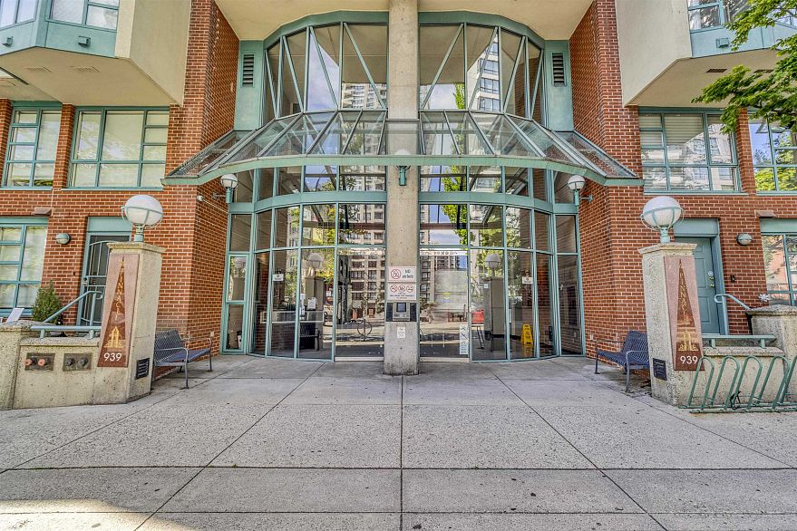 710 939 Homer Street