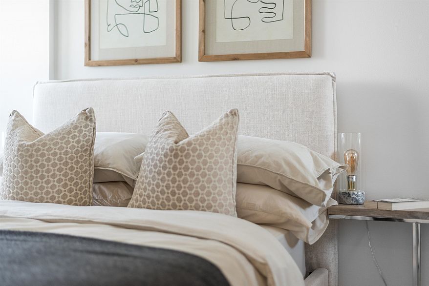 2208 63 KEEFER PLACE, Vancouver BC V6B 6N6