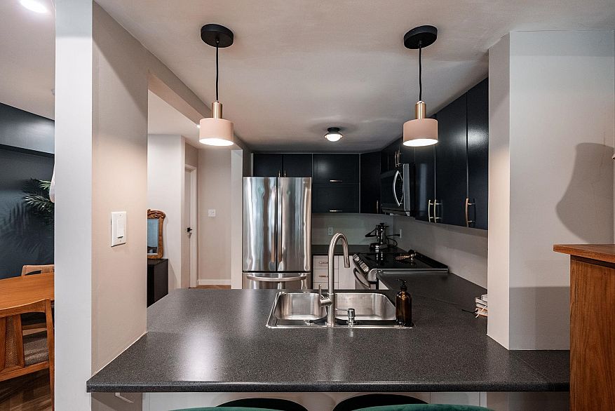 105 1922 W 7TH AVENUE, Vancouver BC V6J 1T1