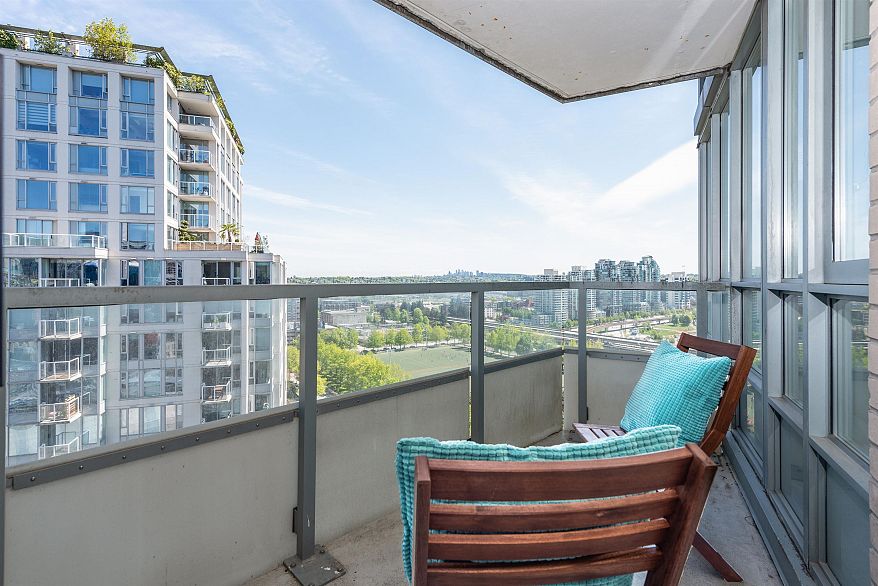 2208 63 KEEFER PLACE, Vancouver BC V6B 6N6