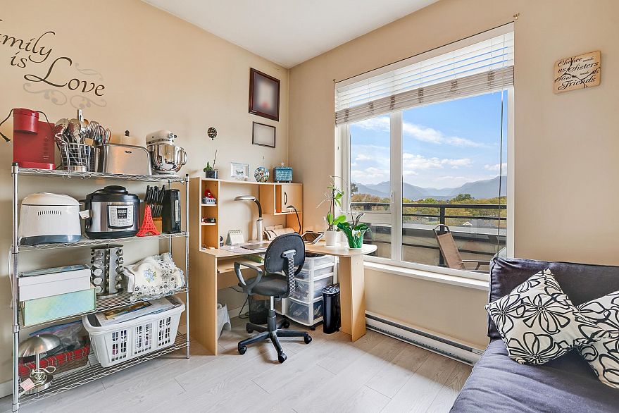 PH3 2239 Kingsway Street