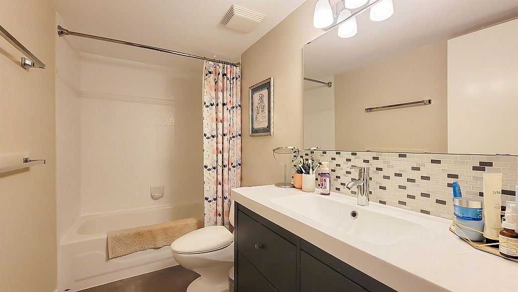 214 3038 Kent Avenue South E