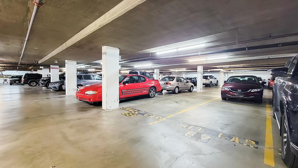 214 3038 Kent Avenue South E