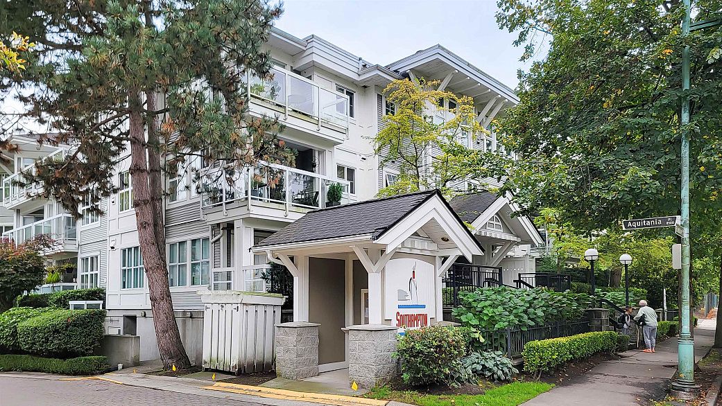 214 3038 Kent Avenue South E