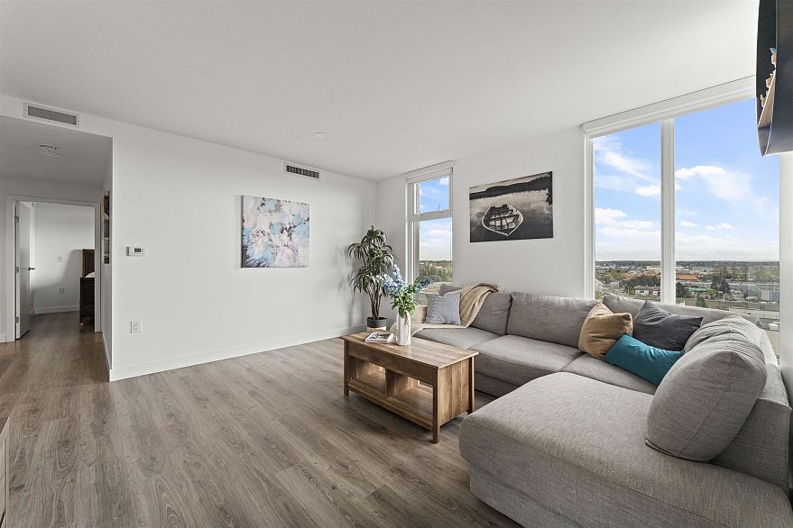 807 8181 Chester Street