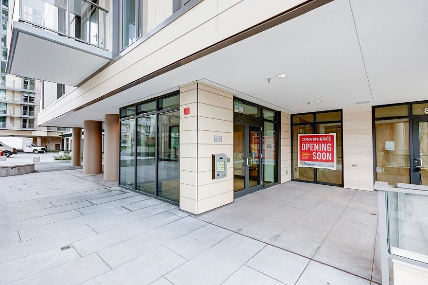 1502 8188 Fraser Street