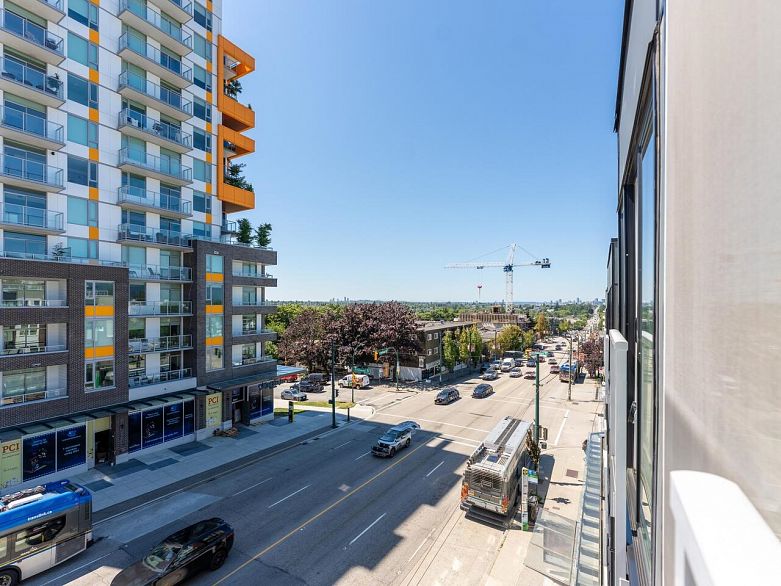 516 388 Kootenay Street