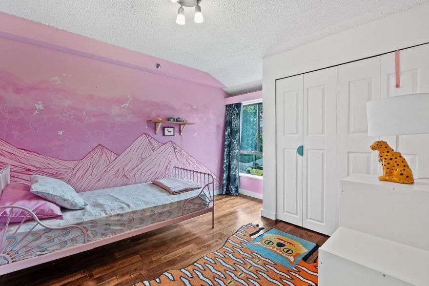 310 1549 Kitchener Street