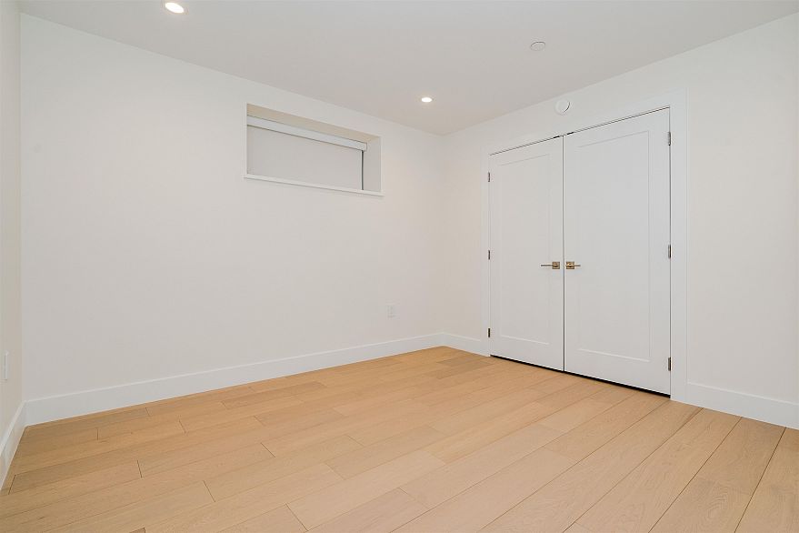 1 8190 Cartier Street