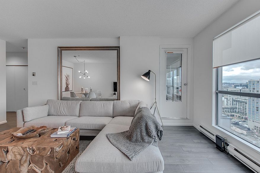 PH6 1060 ALBERNI STREET, Vancouver BC V6E 4K2