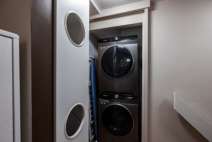 105 1922 W 7TH AVENUE, Vancouver BC V6J 1T1