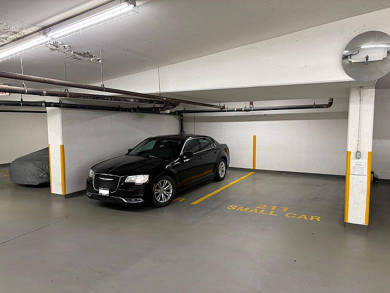 TH8 707 Broughton Street