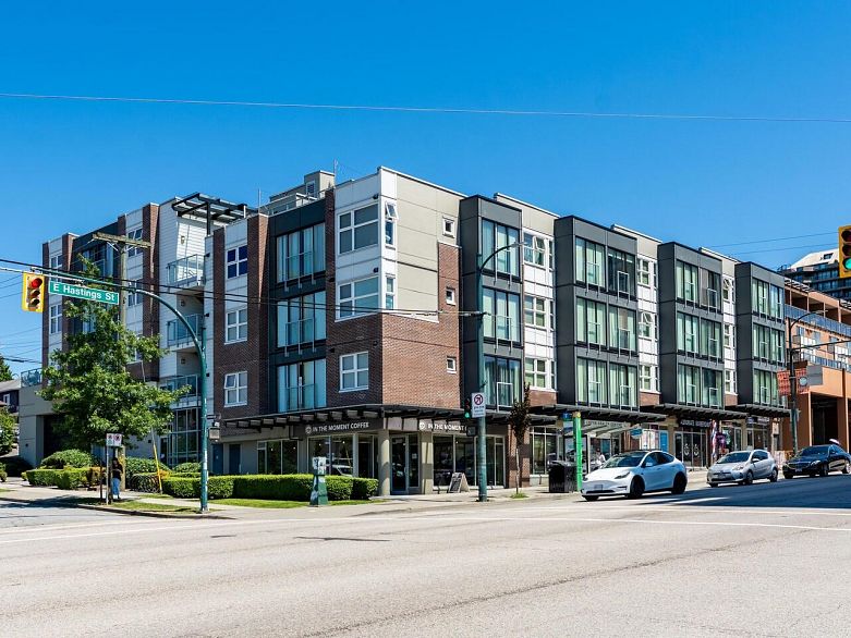 516 388 Kootenay Street