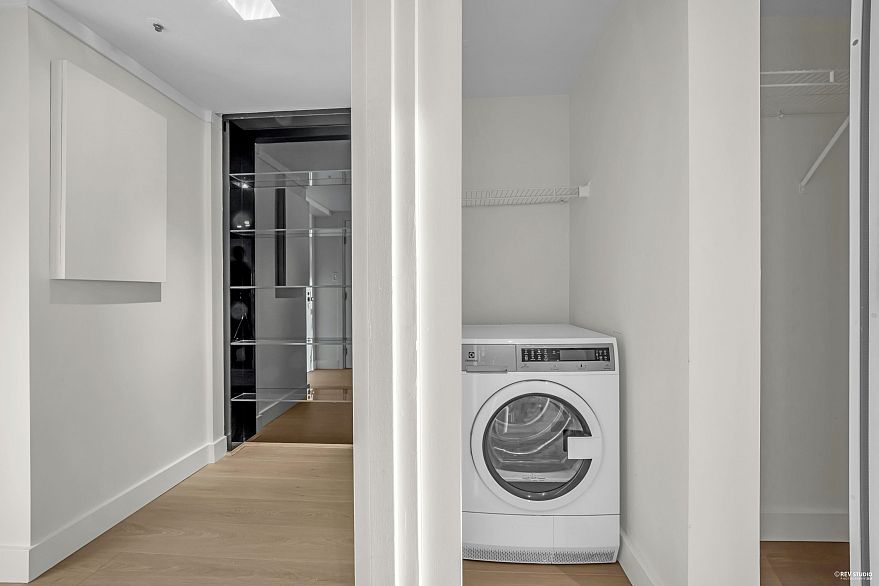 203 1000 Beach Avenue