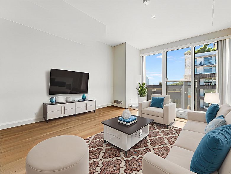 516 388 Kootenay Street