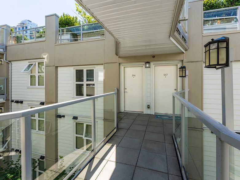 516 388 Kootenay Street