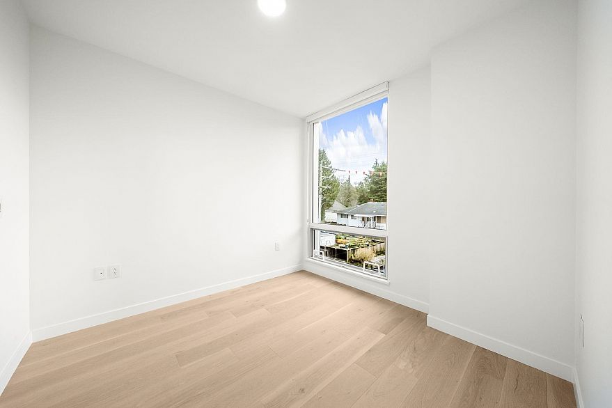 305 5212 Cambie Street