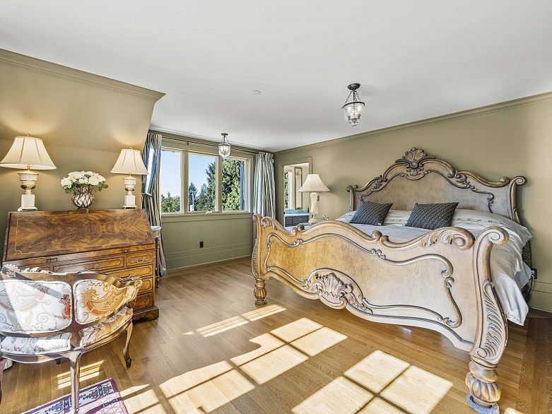 5149 Connaught Drive