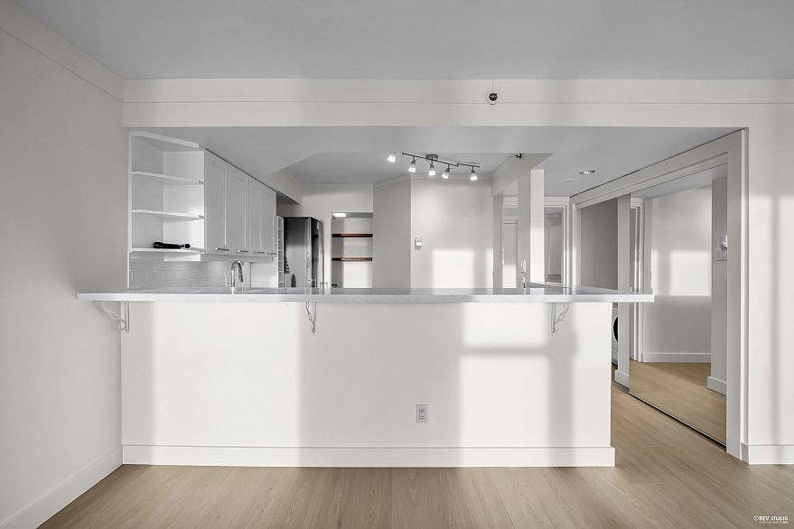 203 1000 Beach Avenue