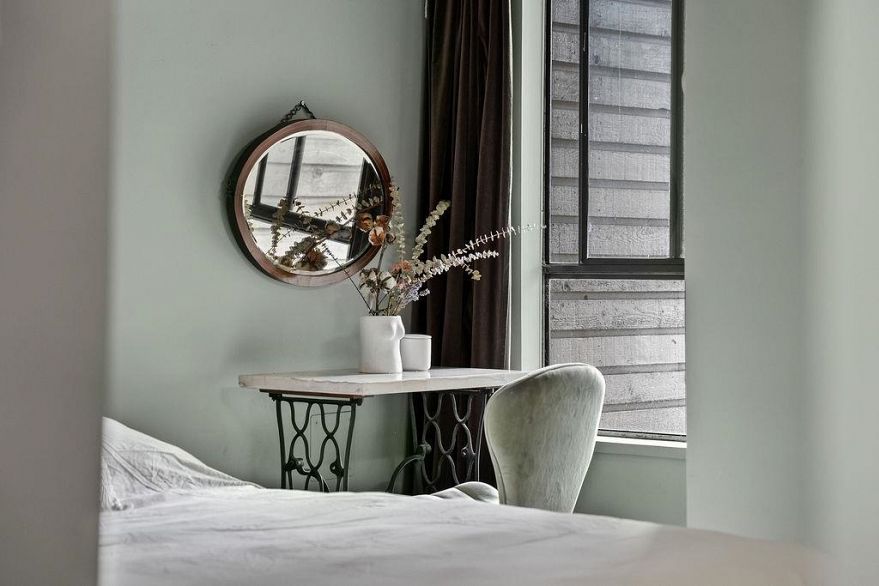 310 1549 Kitchener Street