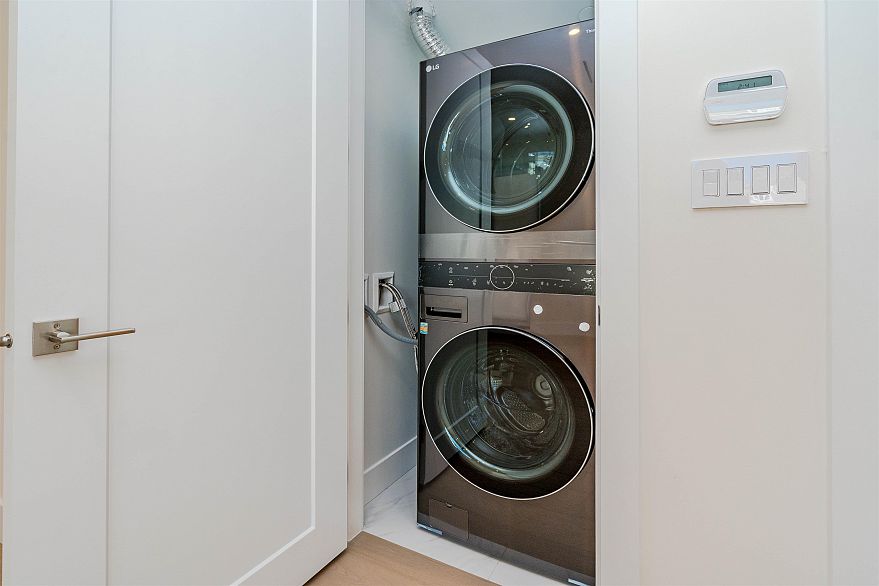 1 8190 Cartier Street