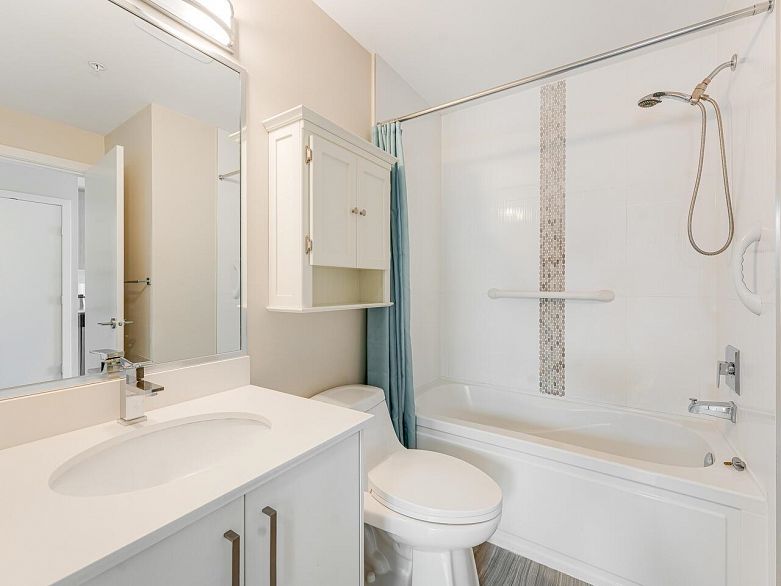 516 388 Kootenay Street