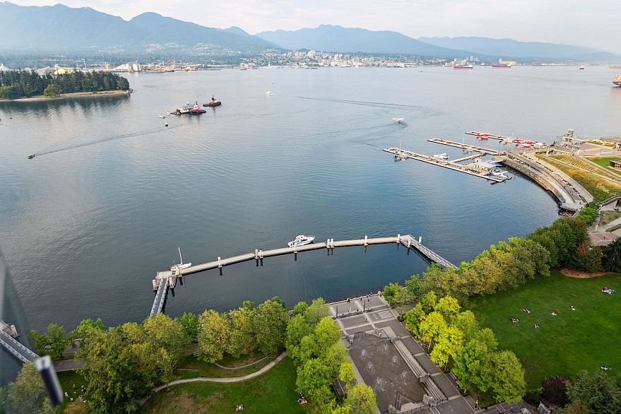 2502 1233 W Cordova Street