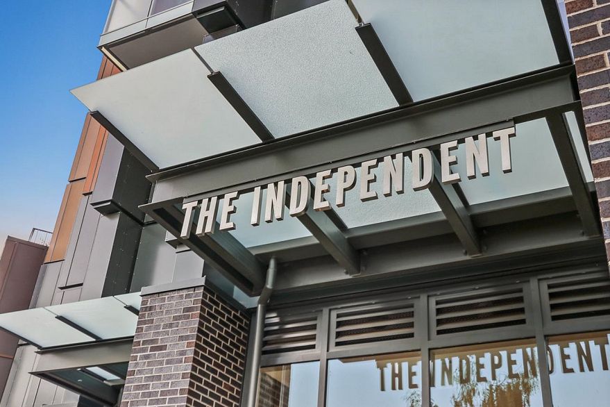 608 285 E 10th Avenue