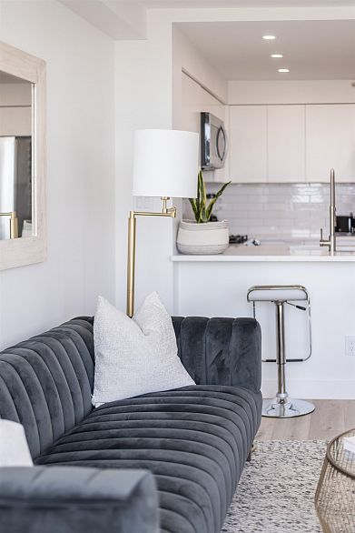 2208 63 KEEFER PLACE, Vancouver BC V6B 6N6