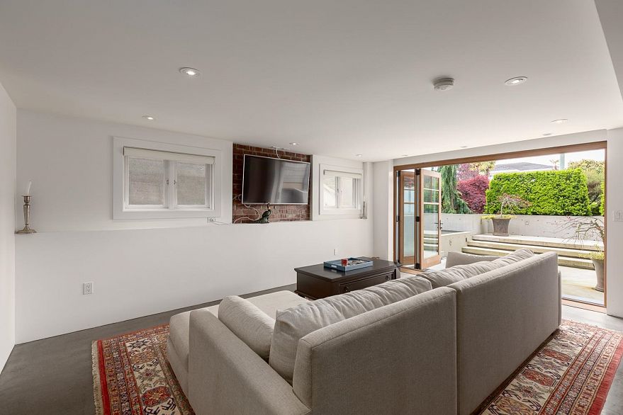 2988 Point Grey Road