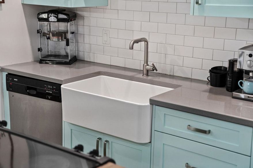 310 1549 Kitchener Street