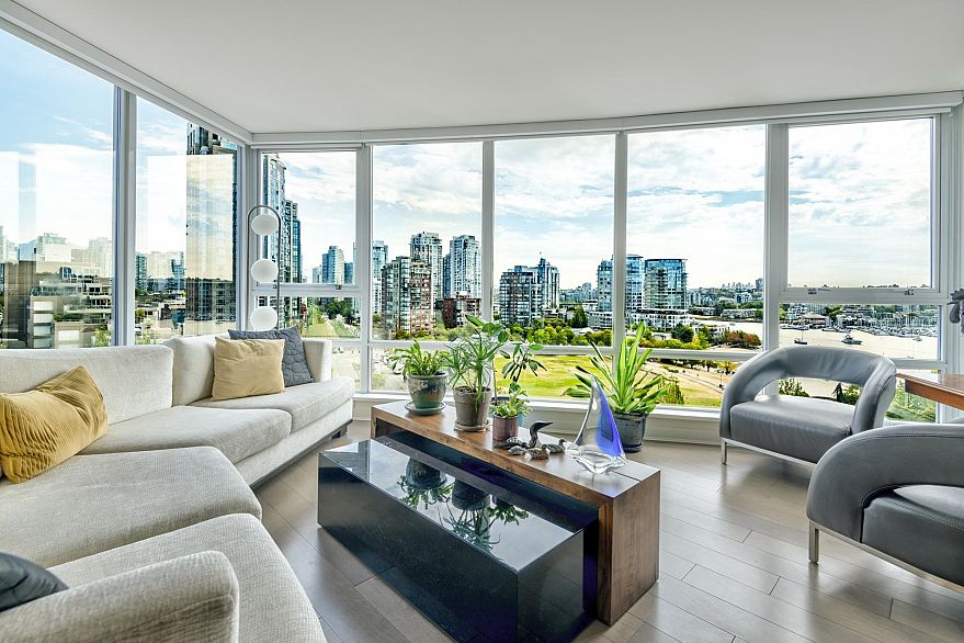 1207 1408 Strathmore Mews