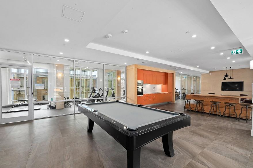 608 285 E 10th Avenue