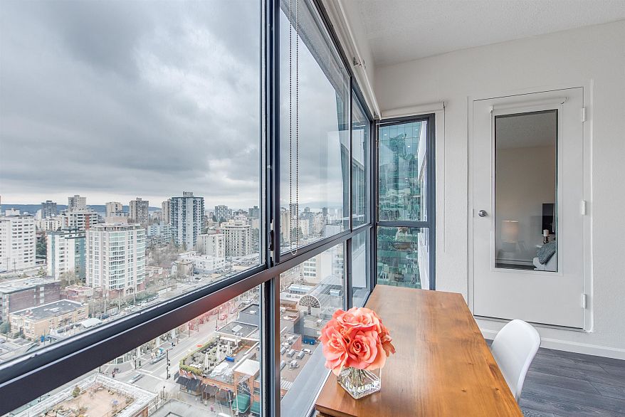 PH6 1060 ALBERNI STREET, Vancouver BC V6E 4K2