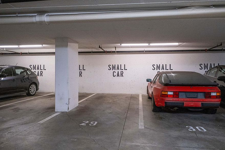 302 1030 W Broadway Street