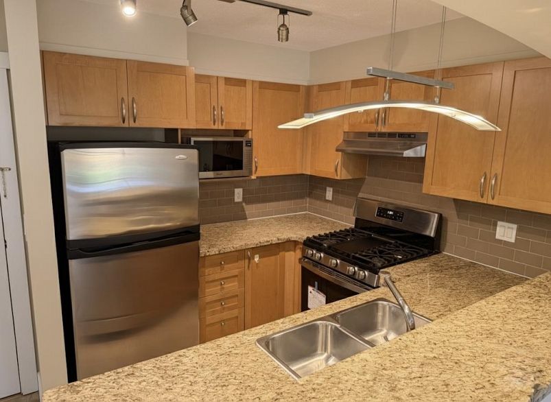 302 2388 Western Parkway