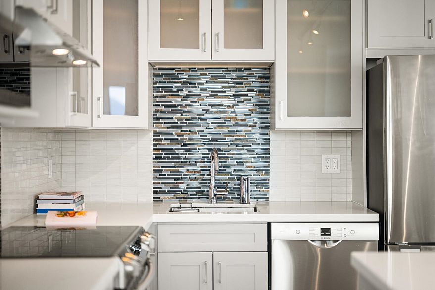 2004 1238 Seymour Street