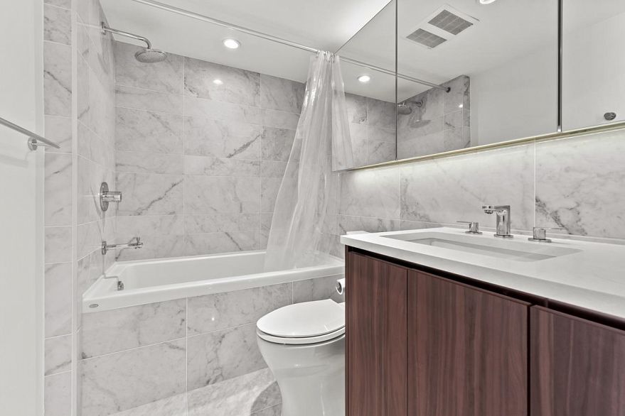 2003 455 SW Marine Drive