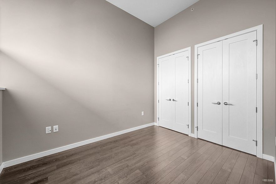 802 123 W 1st Avenue