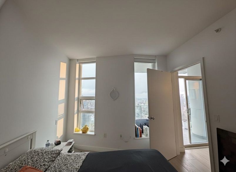 3801 1289 Hornby Street