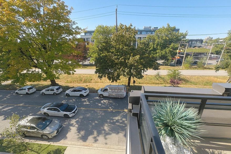 306 6168 East Boulevard