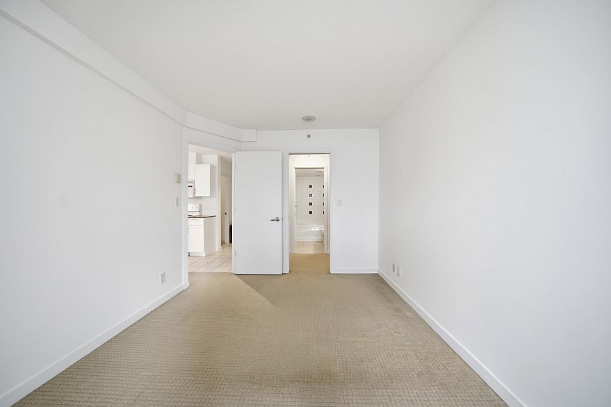 1908 938 Smithe Street