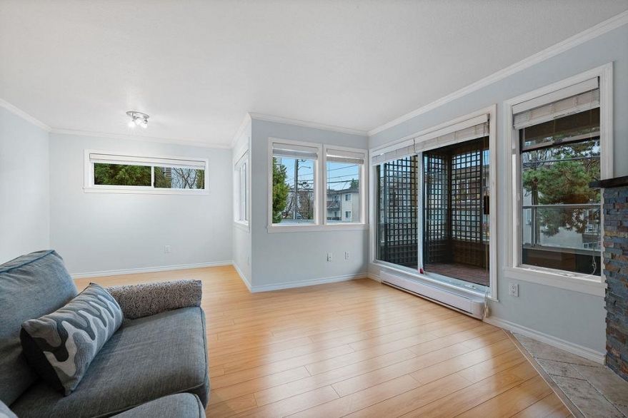 203 1665 Arbutus Street