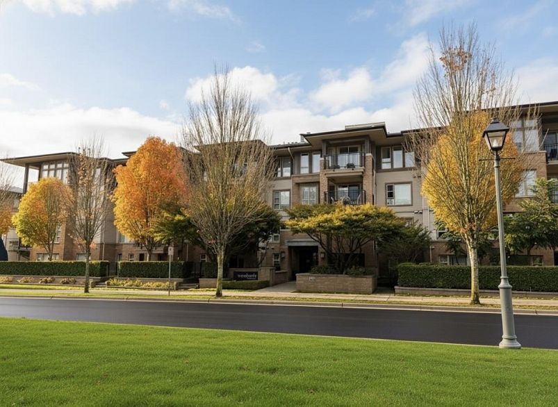 302 2388 Western Parkway