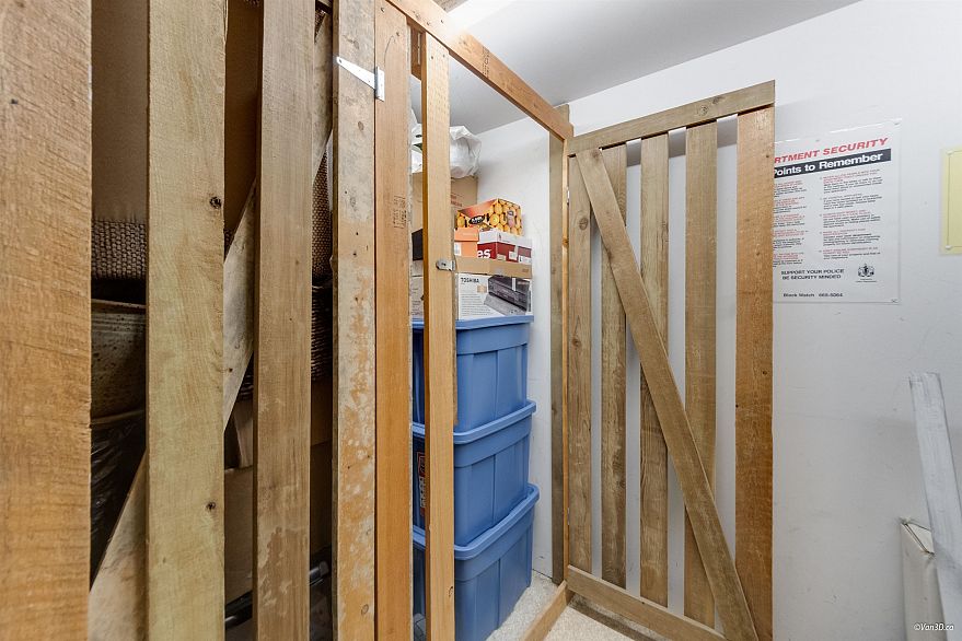 302 1633 W 11th Avenue