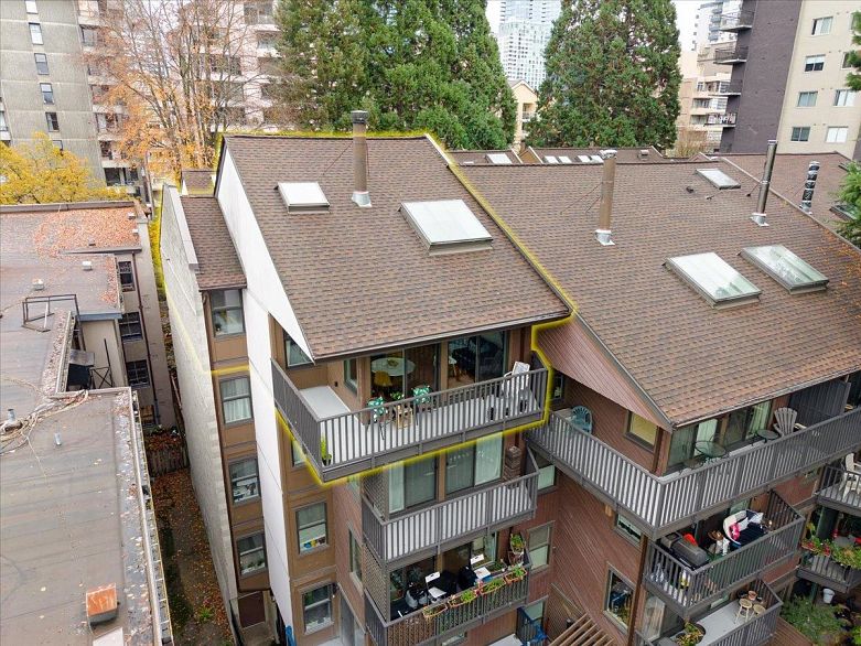 403 1274 Barclay Street