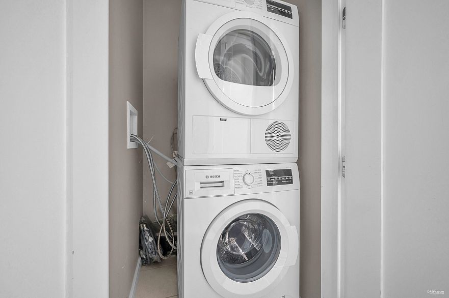 802 123 W 1st Avenue