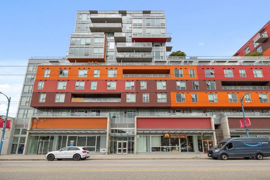 PH1 933 E Hastings Street