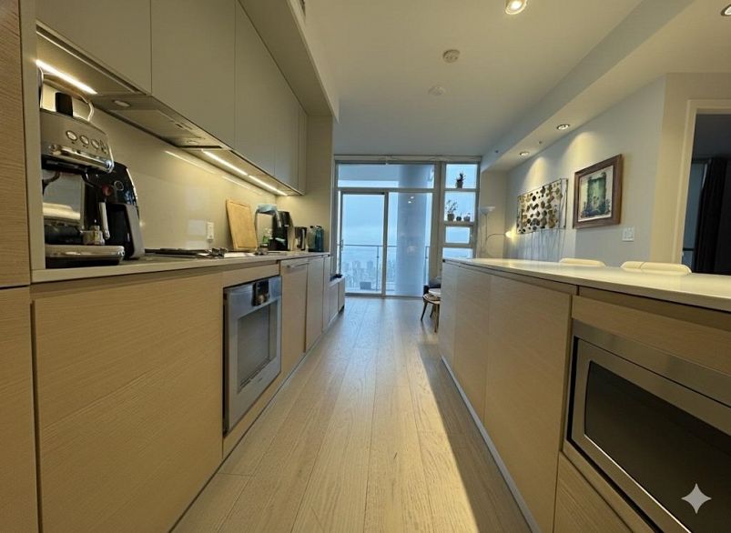 3801 1289 Hornby Street